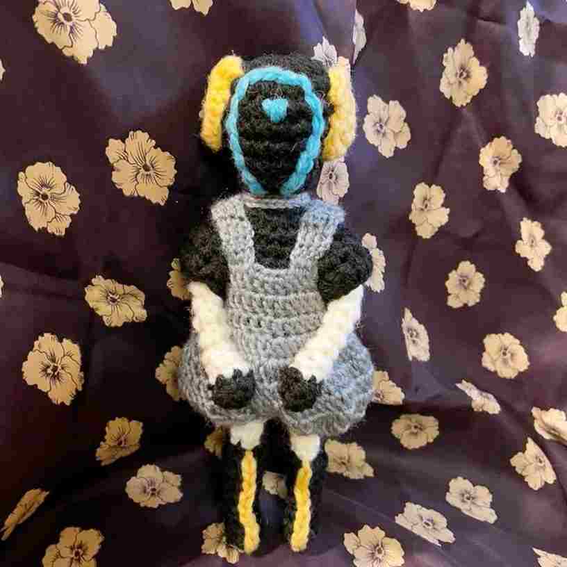 友人のオリジナルキャラクターを許可を得て立体化したあみぐるみです。